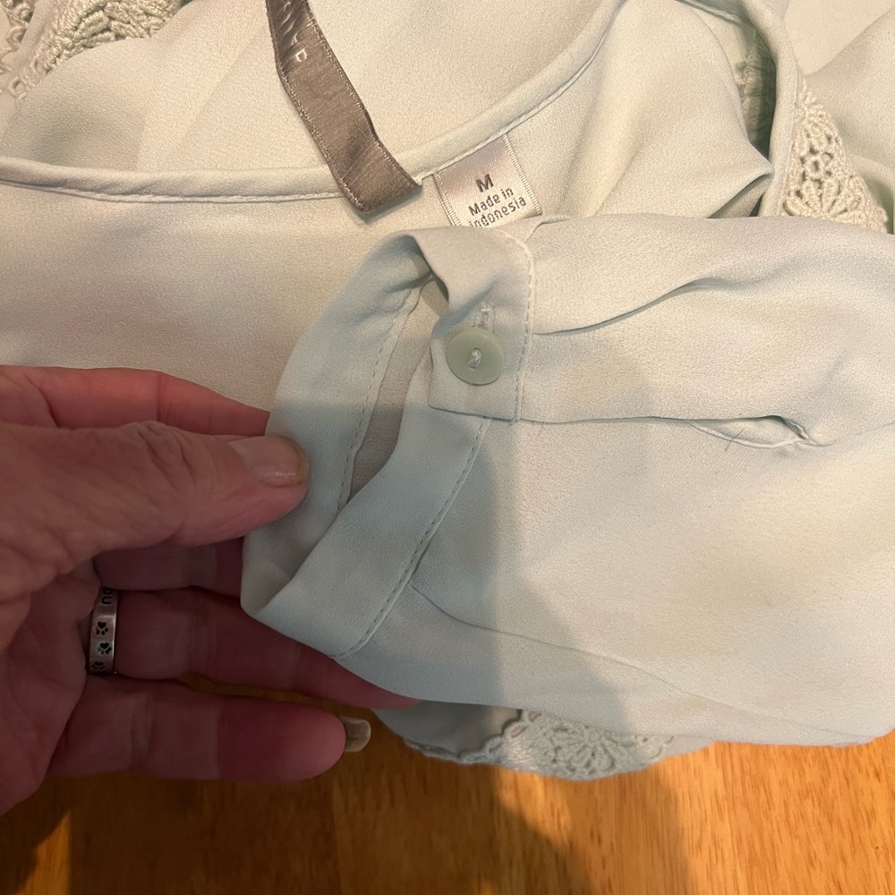 Button down top - Picture 5 of 5